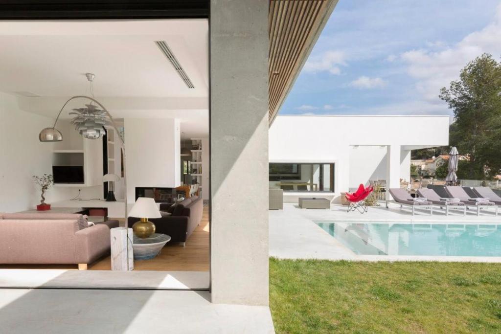 Magnifique Villa D'Architecte & Piscine A Debordement Marseille Bagian luar foto